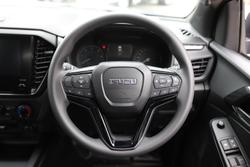 2025 Isuzu D-MAX X-RIDER