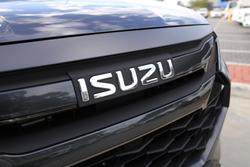 2025 Isuzu D-MAX X-TERRAIN