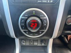 2017 Isuzu MU-X LS-T