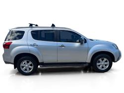 2017 Isuzu MU-X LS-T