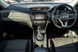2022 Nissan X-TRAIL ST