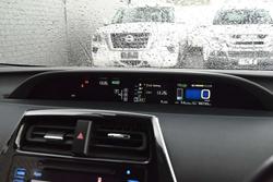 2016 Toyota Prius i-Tech