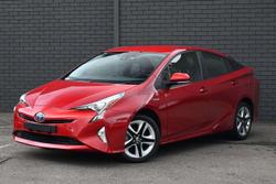 2016 Toyota Prius i-Tech