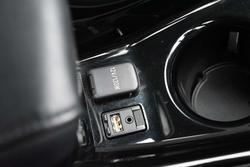 2016 Toyota Prius i-Tech