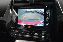 2016 Toyota Prius i-Tech