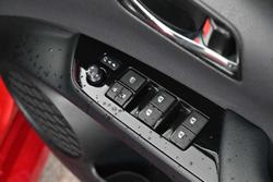 2016 Toyota Prius i-Tech