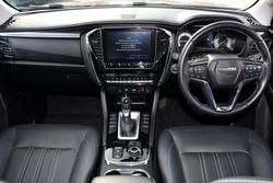 2022 Isuzu MU-X LS-T