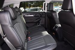 2022 Isuzu MU-X LS-T
