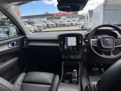 2021 Volvo XC40 T4 Inscription