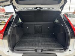 2021 Volvo XC40 T4 Inscription