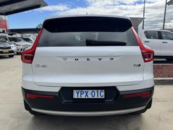 2021 Volvo XC40 T4 Inscription