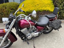 2004 Honda VT750C SHADOW Red