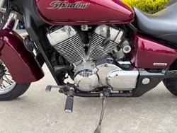 2004 Honda VT750C SHADOW Red