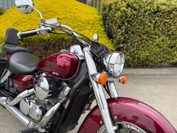 2004 Honda VT750C SHADOW Red