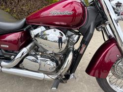 2004 Honda VT750C SHADOW Red