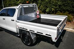 2022 Toyota Hilux SR