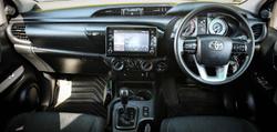 2022 Toyota Hilux SR