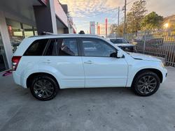 2014 Suzuki Grand Vitara Navigator