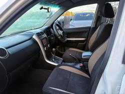 2014 Suzuki Grand Vitara Navigator