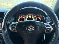2014 Suzuki Grand Vitara Navigator