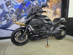 2013 DUCATI DIAVEL CARBON BLACK
