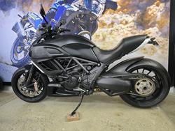 2013 DUCATI DIAVEL CARBON BLACK