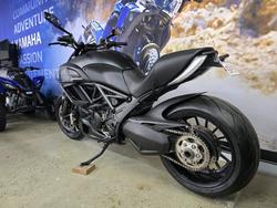 2013 DUCATI DIAVEL CARBON BLACK