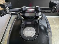 2013 DUCATI DIAVEL CARBON BLACK
