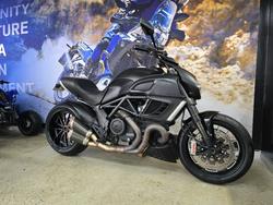 2013 DUCATI DIAVEL CARBON BLACK