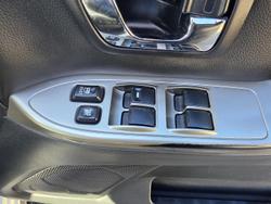 2019 Mitsubishi Pajero GLS