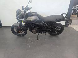 2025 Husqvarna SVARTPILEN 401 Black