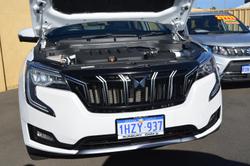 2023 Mahindra XUV700 AX7L