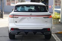 2024 MG HS Excite