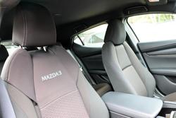 2025 Mazda 3 G20 Evolve