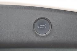 2022 Tesla Model 3 Rear-Wheel Drive
