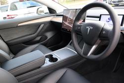 2022 Tesla Model 3 Rear-Wheel Drive
