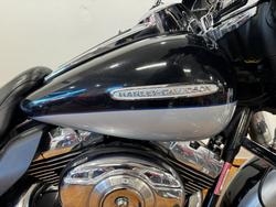 2012 Harley-Davidson FLHTCU U/C ELECTRA GLIDE Black