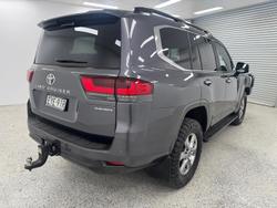 2023 Toyota Landcruiser Sahara FJA300R 4X4 Dual Range Graphite