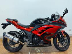 Kawasaki Ninja 300 ABS