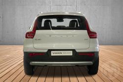 2025 Volvo XC40 Plus B4