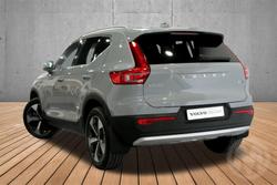 2024 Volvo XC40 Ultra B4 Bright