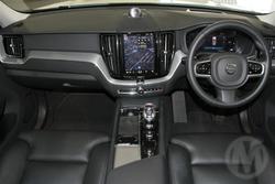 2025 Volvo XC60 Ultra B5 Bright