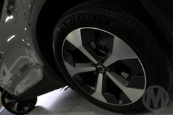 2025 Volvo XC40 Plus B4