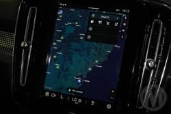 2025 Volvo XC40 Ultra B4 Dark