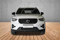 2025 Volvo XC40 Ultra B4 Dark