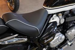 2025 Triumph Bonneville Speedmaster Speedmaster Black
