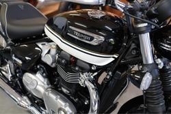 2025 Triumph Bonneville Speedmaster Speedmaster Black