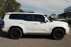 2024 Toyota Landcruiser Prado Kakadu