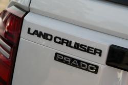 2024 Toyota Landcruiser Prado Kakadu