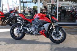 Ducati Streetfighter V2
